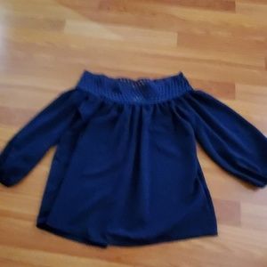 Ladies shoulder blouse